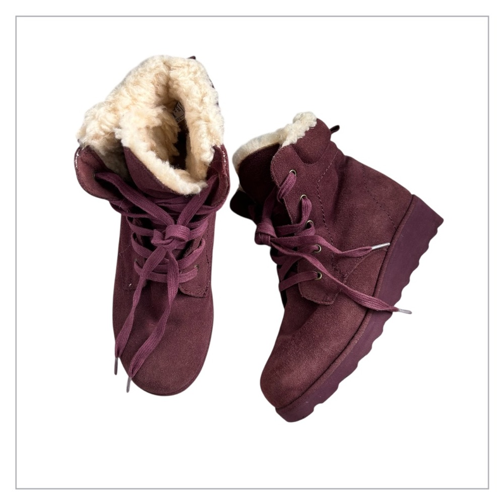 BEARPAW® Women’s ‘Phoebe’ Hiker Boot Wine Suede Cream Sheepskin/Wool Lace-Up 6